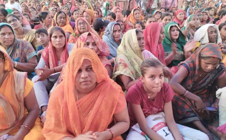 विष्णु महायज्ञ के छठवें दिन कथा वाचक विरेंद्र तिवारी के प्रबचन सुन श्रोताओं ने लगाया गोता