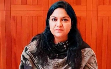 IAS पूजा खेडकर के बचाव में पिता बोले- कुछ भी गैरकानूनी काम नहीं किया