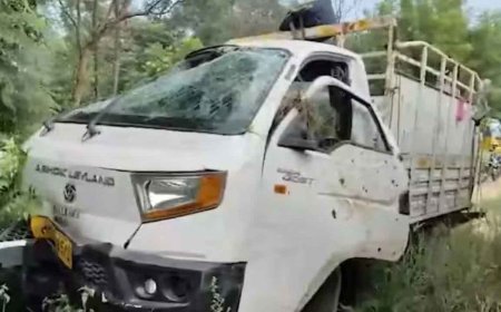 पिकअप में ट्रक की टक्कर, 8 की मौत, गोगामेड़ी जाने के लिए निकले थे श्रद्धालु