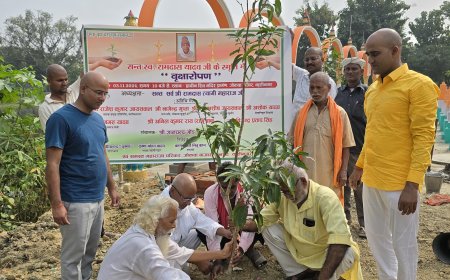 पर्यावरण संतुलन व संरक्षण के लिए वृक्षारोपण :- त्यागी महाराज जी