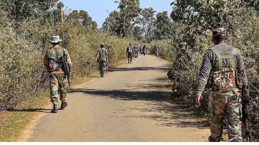 झारखंड में सुरक्षाबलों के साथ मुठभेड़ में दो नक्सली मारे गए