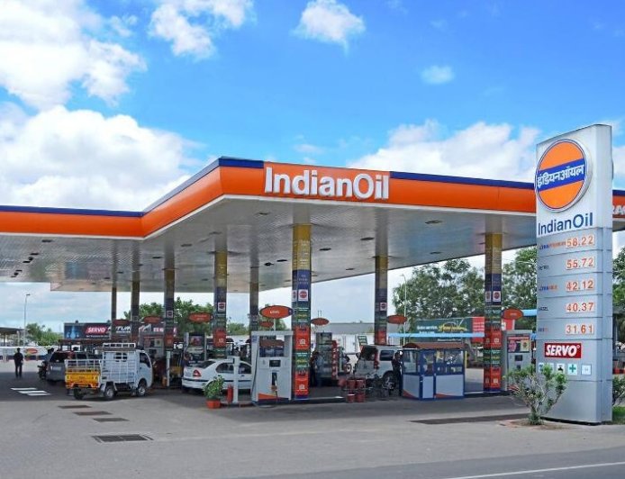 डीजल/पेट्रोल पम्पों से डिब्बे, कन्टेनर या बोतल में ईंधन की आपूर्ति पूर्णतः प्रतिबंधित